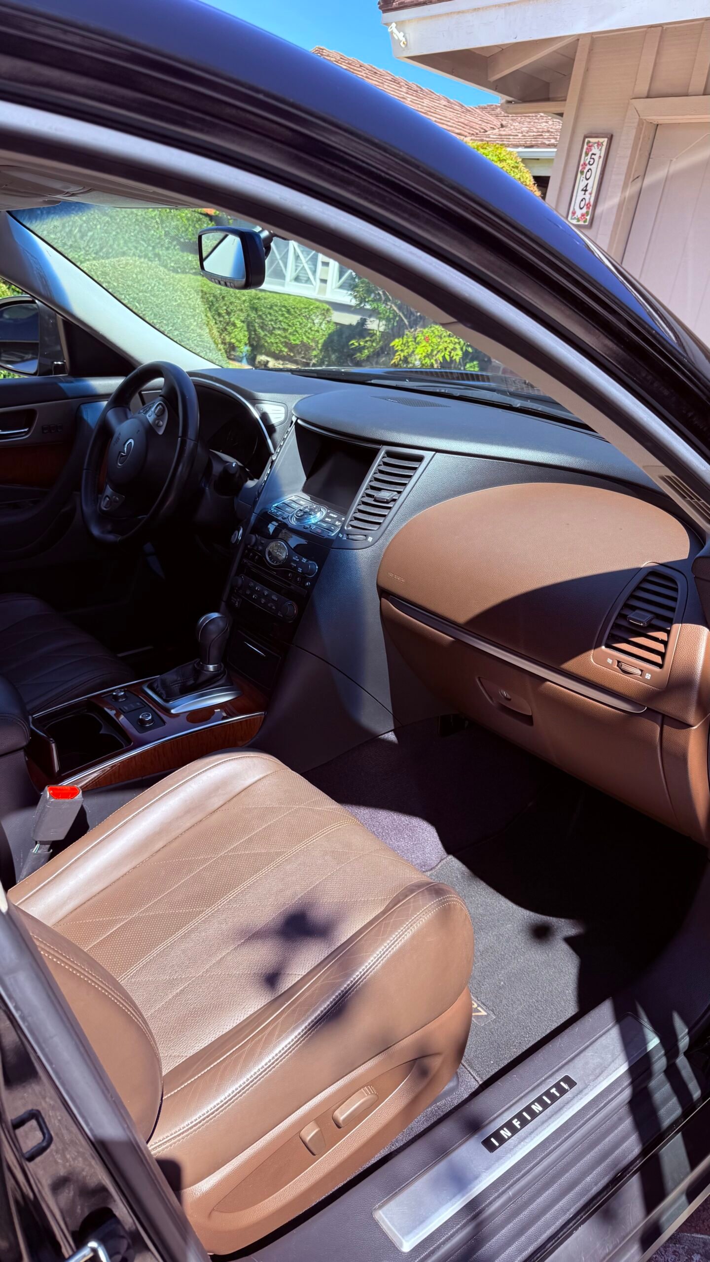 After vehicle detailing service in Manhattan Beach