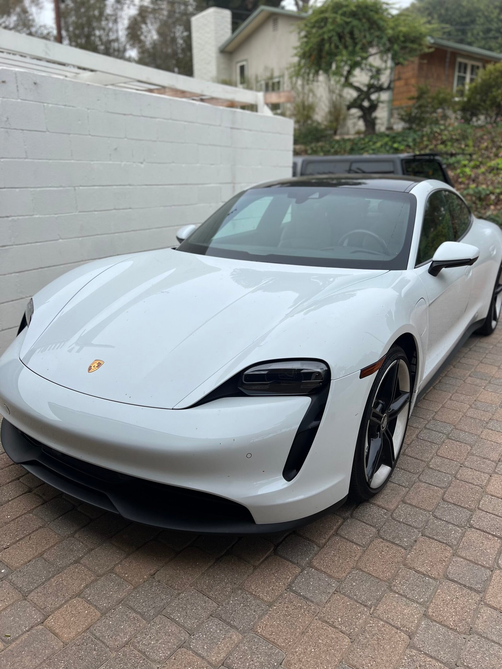 Premium mobile car detailing service near Manhattan Beach