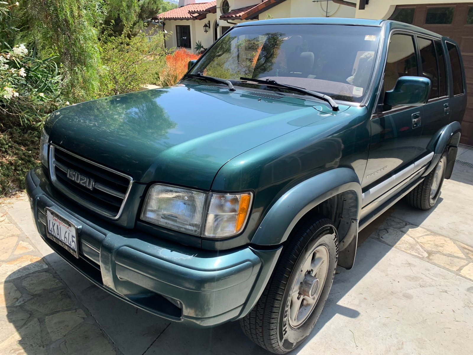 After mobile auto detailing in Redondo Beach